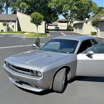 2013 Dodge Challenger SXT Coupe 2D