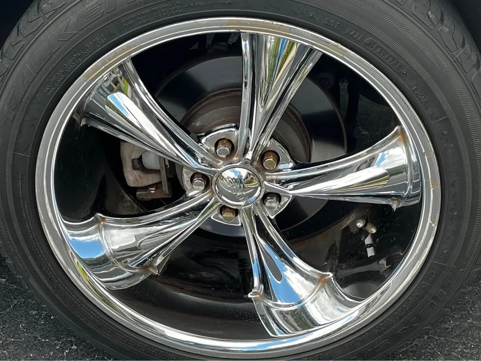 2013 Dodge Challenger 3rd Gen - Image 17 of 18