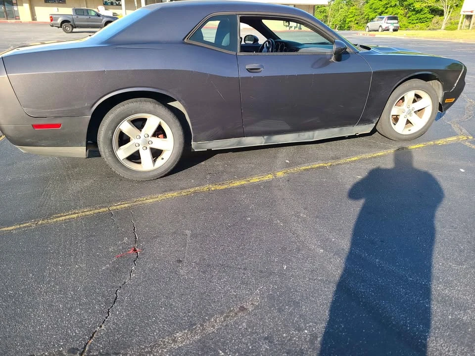 2013 Dodge Challenger 3rd Gen - Image 4 of 8