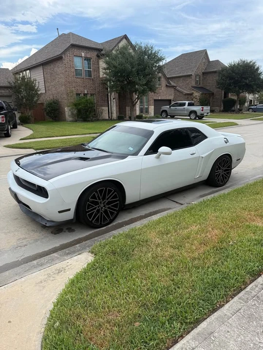 2013 Dodge Challenger 3rd Gen - Image 3 of 6