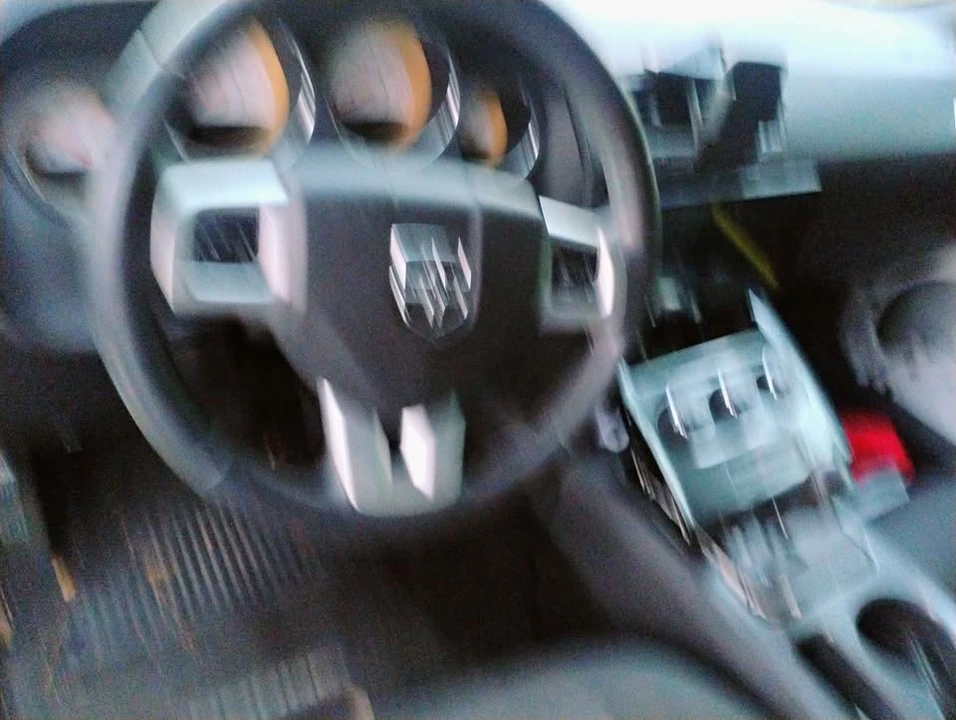 2013 Dodge Challenger 3rd Gen - Image 15 of 20
