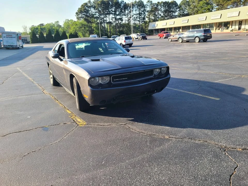 2013 Dodge Challenger 3rd Gen - Image 2 of 8