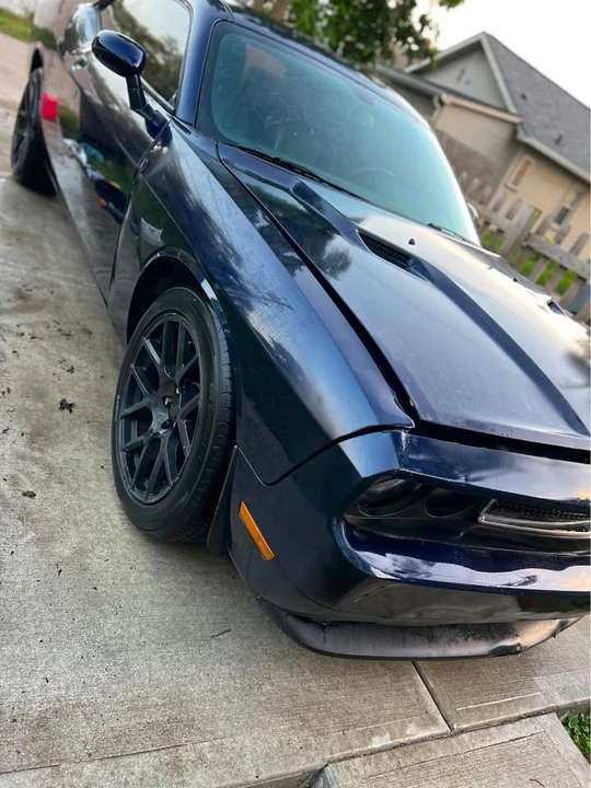 2013 Dodge Challenger 3rd Gen - Image 2 of 12