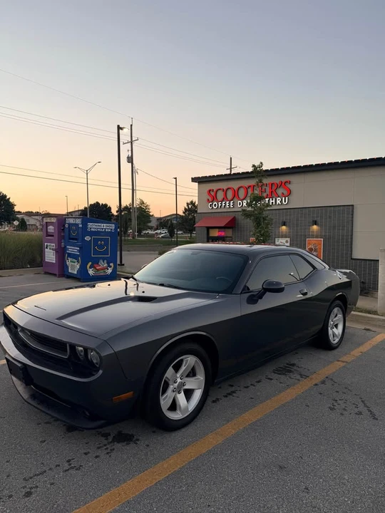 2013 Dodge Challenger 3rd Gen - Image 2 of 19