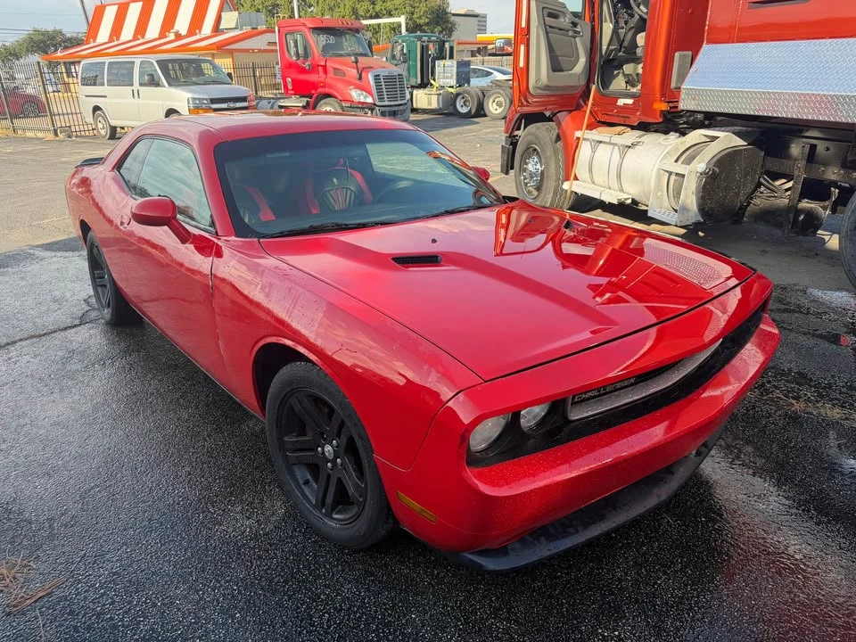 2013 Dodge Challenger 3rd Gen - Image 4 of 6