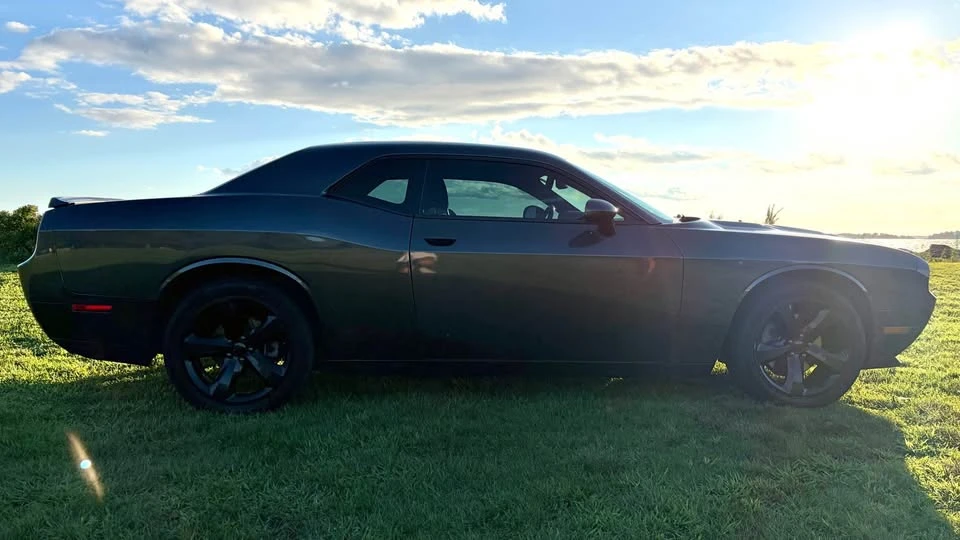 2013 Dodge Challenger 3rd Gen - Image 3 of 20
