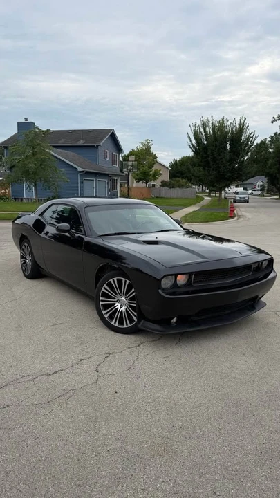 2013 Dodge Challenger 3rd Gen - Image 2 of 7