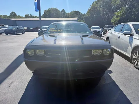 2013 Dodge Challenger SXT Coupe 2D
