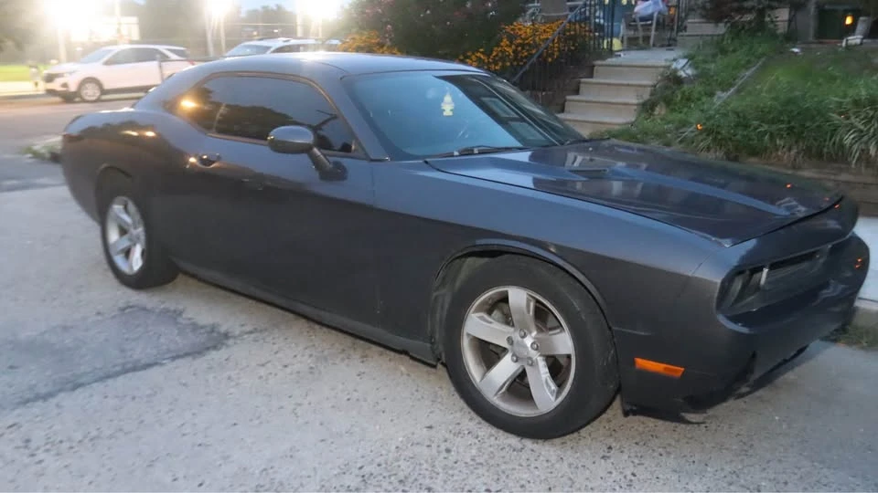 2013 Dodge Challenger 3rd Gen - Image 2 of 7