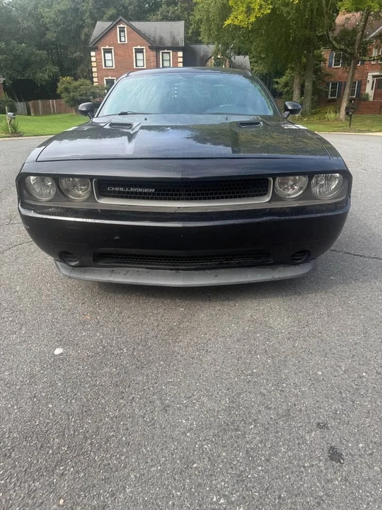 2013 Dodge Challenger 3rd Gen - Image 2 of 7