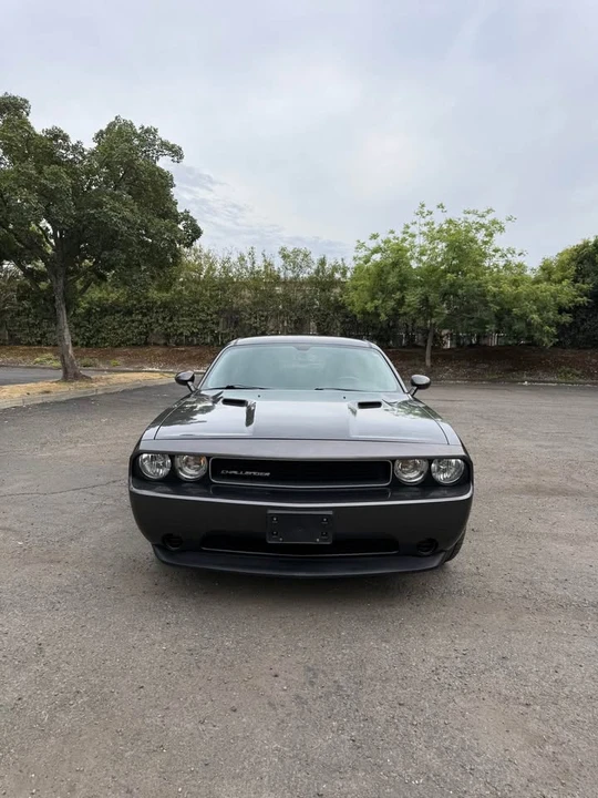 2013 Dodge Challenger 3rd Gen - Image 2 of 17