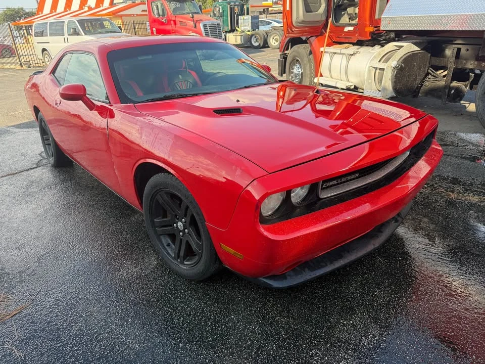 2013 Dodge Challenger 3rd Gen - Image 2 of 6