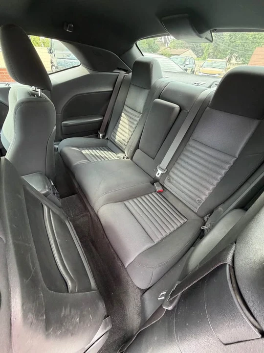 2013 Dodge Challenger 3rd Gen - Image 6 of 10
