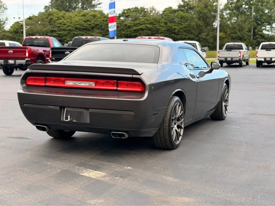 2013 Dodge Challenger 3rd Gen - Image 5 of 16
