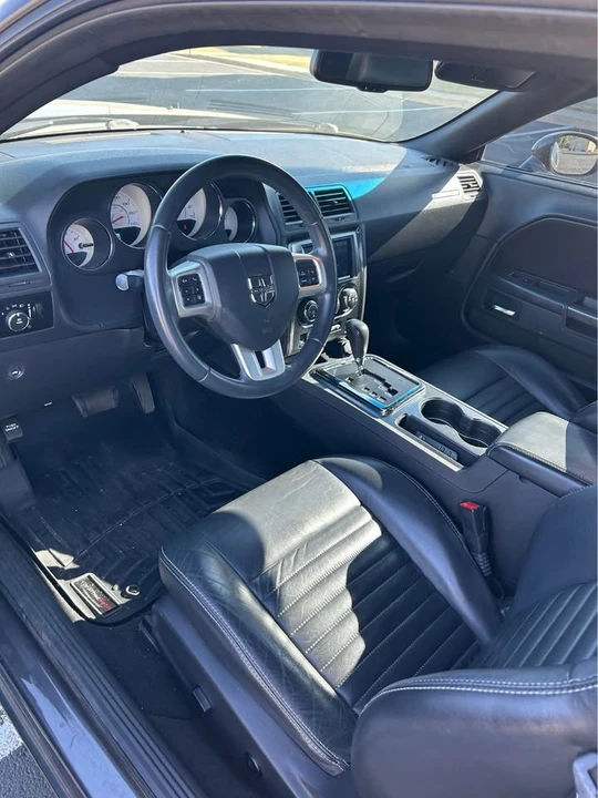 2013 Dodge Challenger 3rd Gen - Image 10 of 11