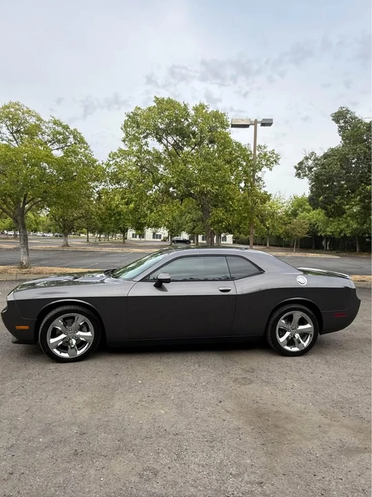 2013 Dodge Challenger 3rd Gen - Image 4 of 17