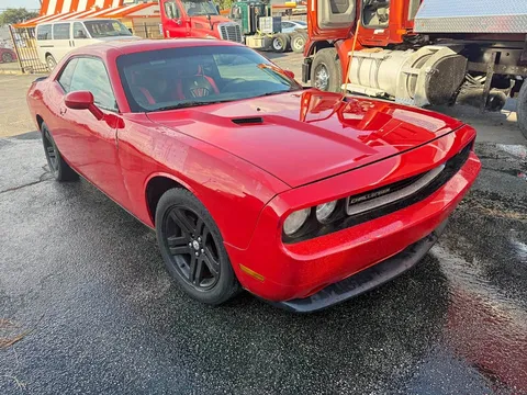 2013 Dodge Challenger SXT Coupe 2D