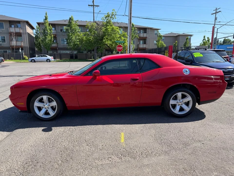 2013 Dodge Challenger 3rd Gen - Image 7 of 12