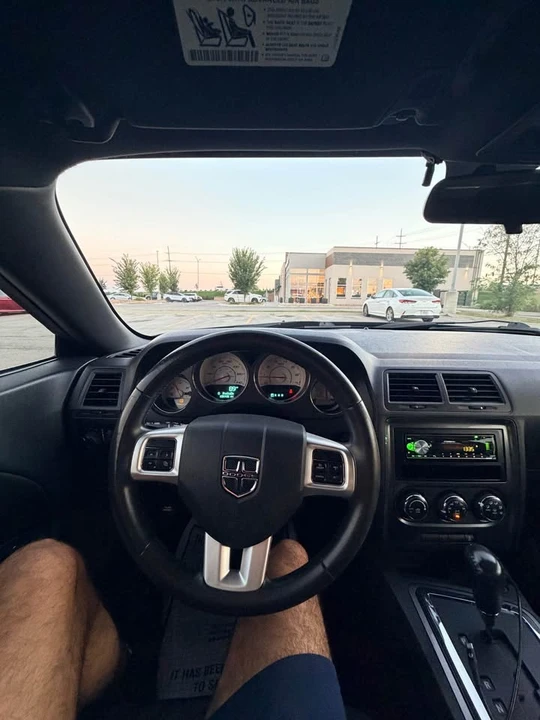 2013 Dodge Challenger 3rd Gen - Image 18 of 19