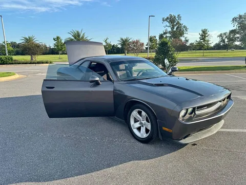 2013 Dodge Challenger SXT Coupe 2D