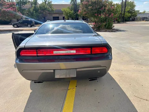 2013 Dodge Challenger SXT Coupe 2D