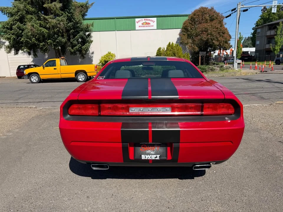 2013 Dodge Challenger 3rd Gen - Image 5 of 12