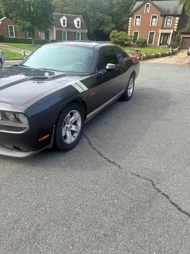 2013 Dodge Challenger SXT