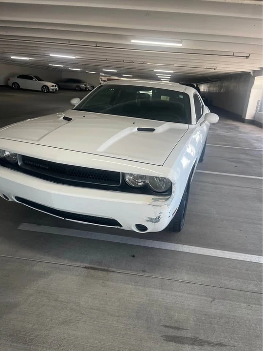 2013 Dodge Challenger 3rd Gen - Image 2 of 7