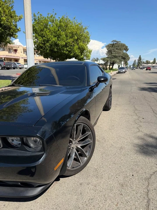 2013 Dodge Challenger 3rd Gen - Image 2 of 8