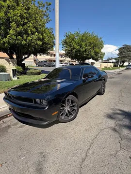 2013 Dodge Challenger SXT Coupe 2D