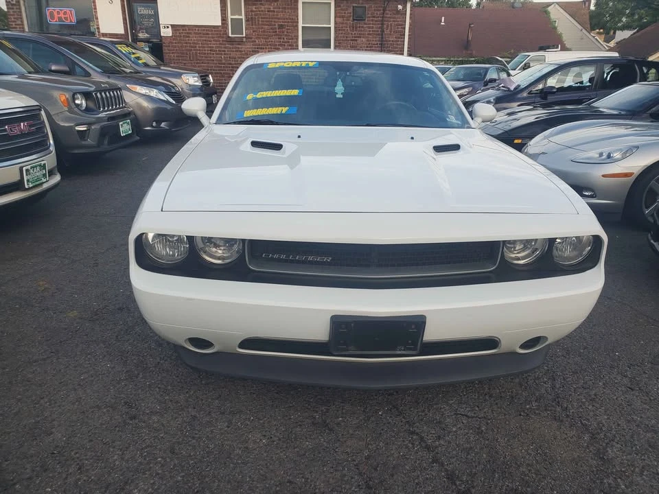 2013 Dodge Challenger 3rd Gen - Image 2 of 20