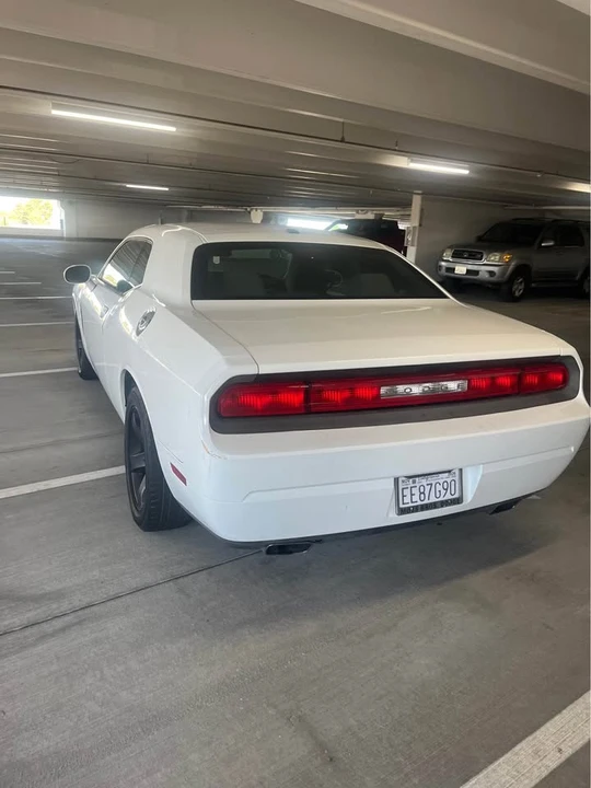 2013 Dodge Challenger 3rd Gen - Image 5 of 7