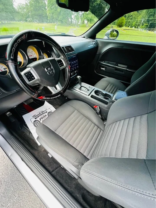 2013 Dodge Challenger 3rd Gen - Image 8 of 12