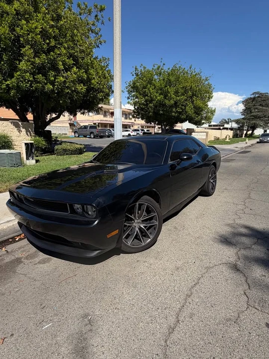 2013 Dodge Challenger 3rd Gen - Image 4 of 8