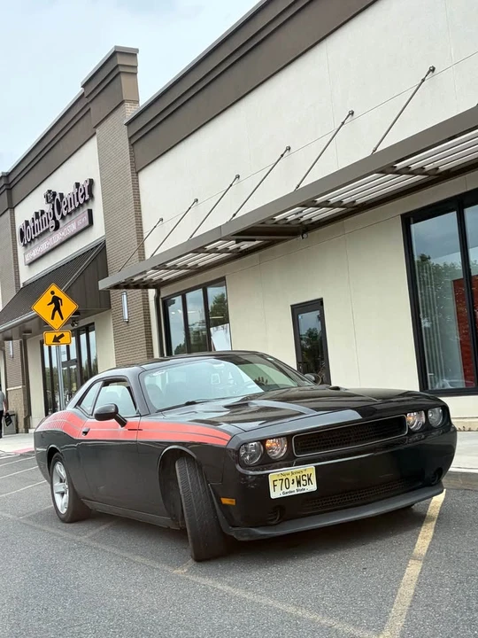 2013 Dodge Challenger 3rd Gen - Image 7 of 8