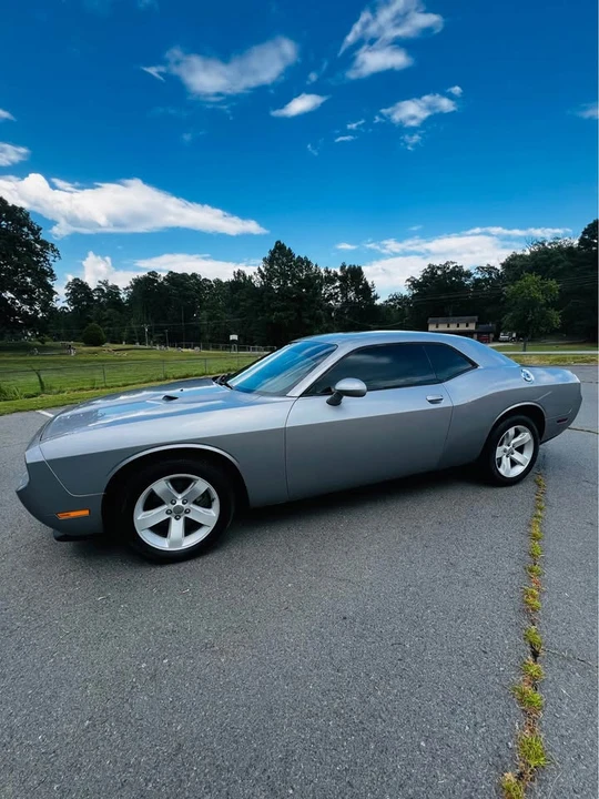 2013 Dodge Challenger 3rd Gen - Image 2 of 12