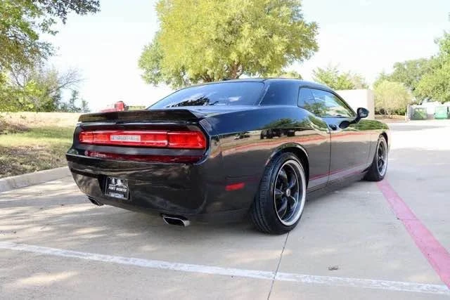 2013 Dodge Challenger 3rd Gen - Image 4 of 7