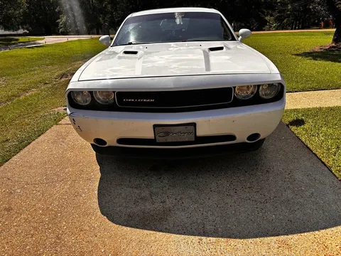 2013 Dodge Challenger SXT Coupe 2D