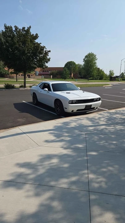 2013 Dodge Challenger 3rd Gen - Image 12 of 13