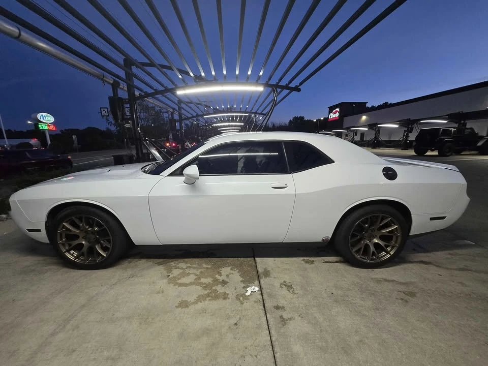 2013 Dodge Challenger 3rd Gen - Image 10 of 13
