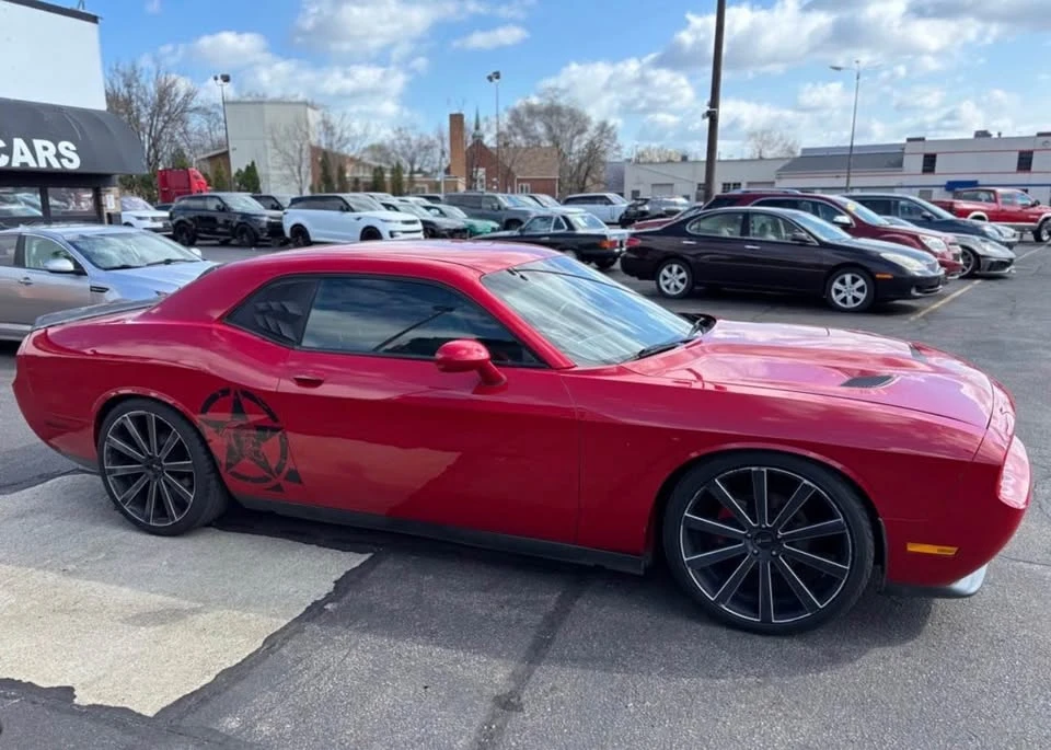 2013 Dodge Challenger 3rd Gen - Image 4 of 9