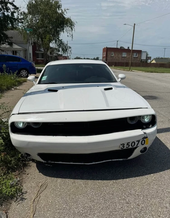 2013 Dodge Challenger 3rd Gen - Image 4 of 6