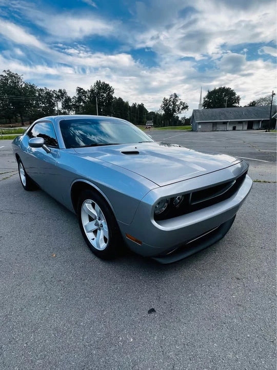 2013 Dodge Challenger 3rd Gen - Image 6 of 12