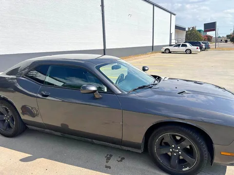 2013 Dodge Challenger SXT Coupe 2D