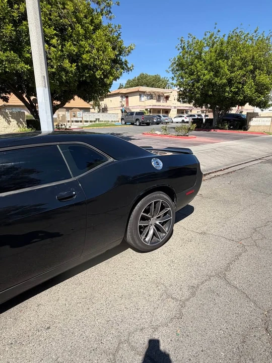 2013 Dodge Challenger 3rd Gen - Image 5 of 8