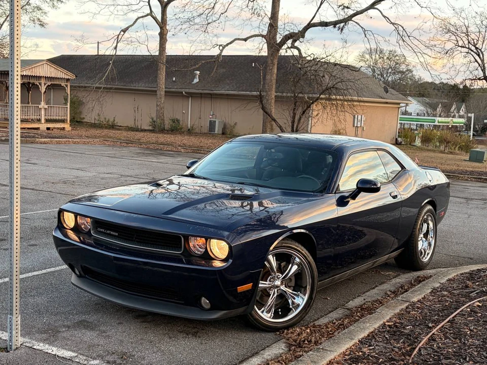 2013 Dodge Challenger 3rd Gen - Image 6 of 24