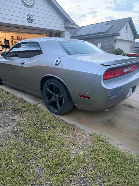 2013 Dodge Challenger 3rd Gen - Image 6 of 9