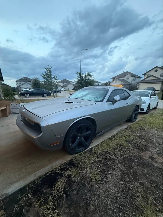 2013 Dodge Challenger 3rd Gen - Image 4 of 9
