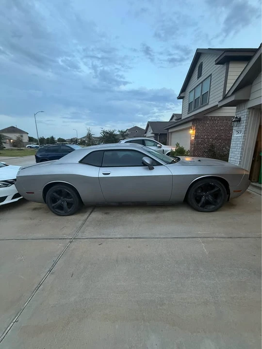 2013 Dodge Challenger 3rd Gen - Image 2 of 9
