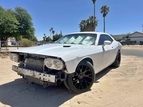 2013 Dodge Challenger SXT